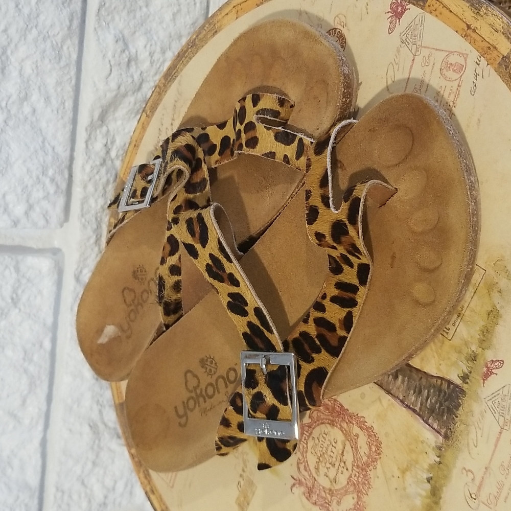 yokono sandal slides leopard print pony hair leather upper Sz 7.5